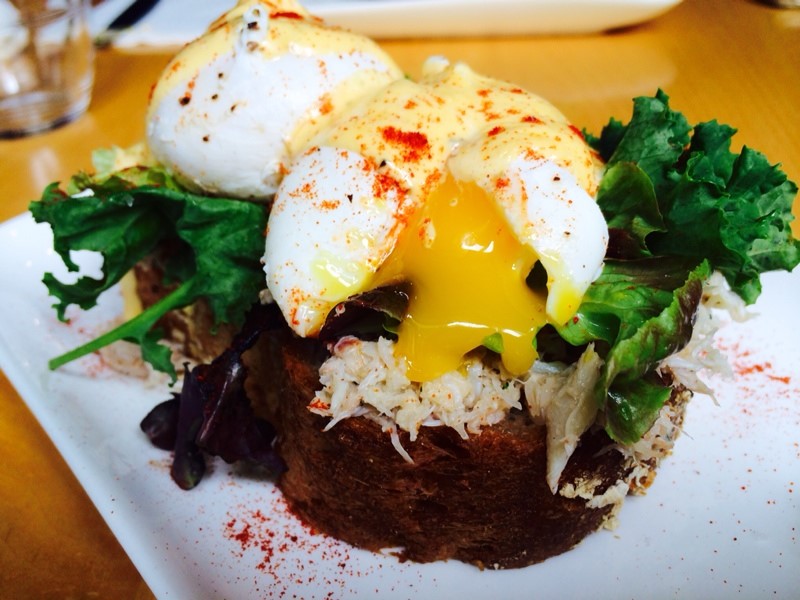 poached eggs and crab meat on toast