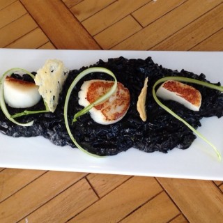 Scallops and Black Ink Risotto - Fort Bonifacio / Vask Modern Tapas & Gastronomic Cuisine (Fort Bonifacio )|Metro Manila