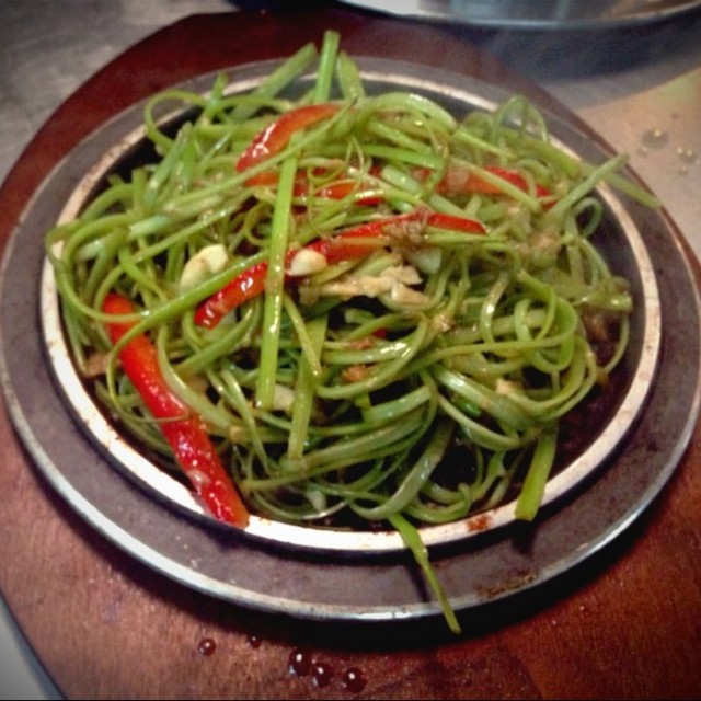 ผ กบ งผ ดซอสกะป ฮ องกง Chong Non Si S Ho Kitchen Seafood Casaul