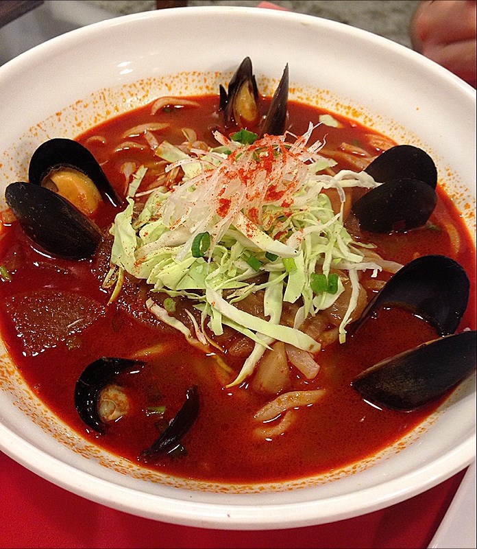 spicy seafood noodles