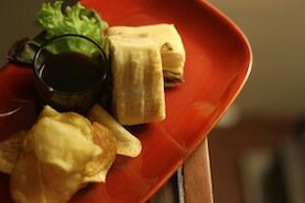 Mini hot panini roast beef with caramelized onion, cheddar & thyme jus - ในKebayoran Baru จากร้านJakarta Restaurant (Kebayoran Baru)|Jakarta