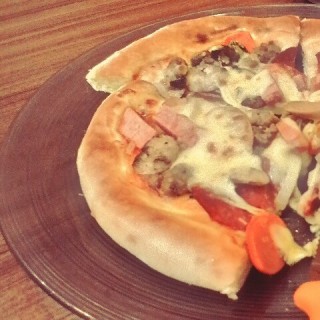 Pizza sausage lovers - Gubeng / The Spaghetti's (Gubeng)|Surabaya