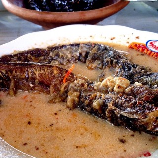 Mangut Lele - dari Rumah Makan Mangut Lele Bu Is (Imogiri ) di Imogiri |Yogyakarta