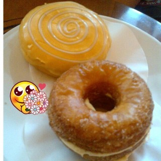 Jcronut, donut duren - 位於Puri Indah的J.Co Donuts & Coffee (Puri Indah) | 雅加達