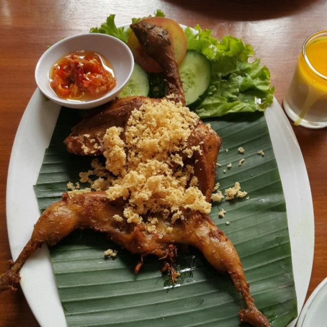 Burung Dara Goreng Telaga Seafood Restaurant Anniversary Bsd