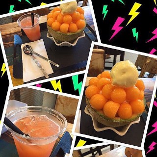 Melon Bingsu ! 💗💗💗💗💗 - 位於Marine Parade的Chicken Up (Marine Parade) | 新加坡