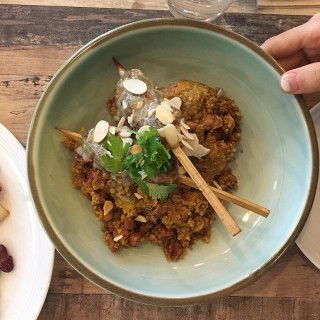Lamb Kebabs with Couscous - 位於Raffles Place的Elements & Co (Raffles Place) | 新加坡