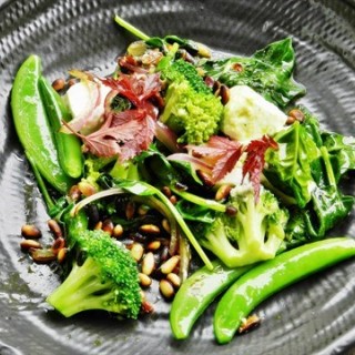 Warm Salad Of Broccoli, Pine Nuts, Sugar Snap Peas Topped With Crumbled Feta And Minden Mint - Dempsey Rd / Open Farm Community (Dempsey Rd)|Singapore