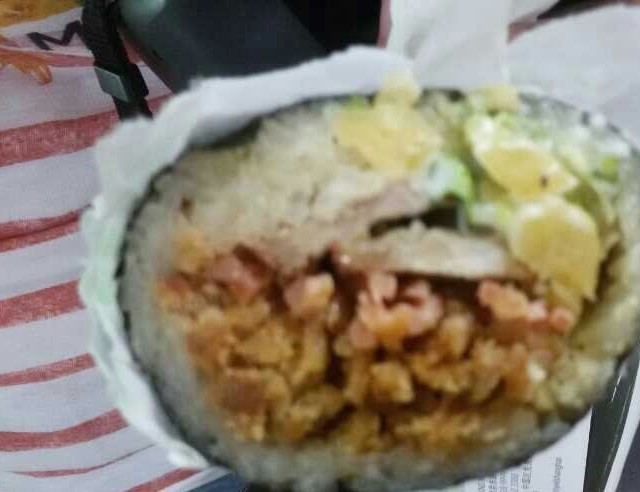 金枪鱼饭团
