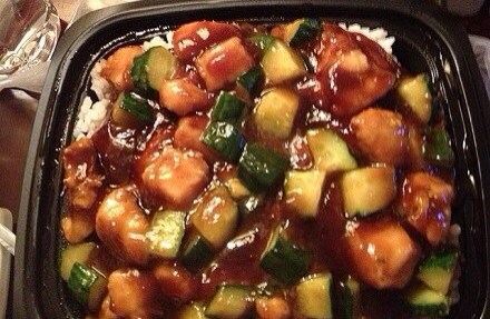 宫保鸡丁盖饭