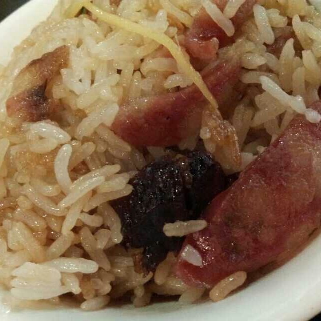 腊味煲仔饭