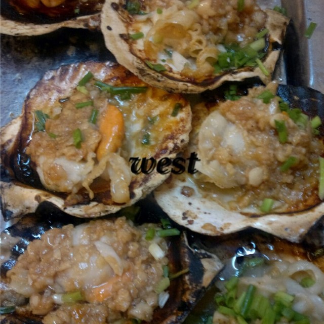 盐烤扇贝