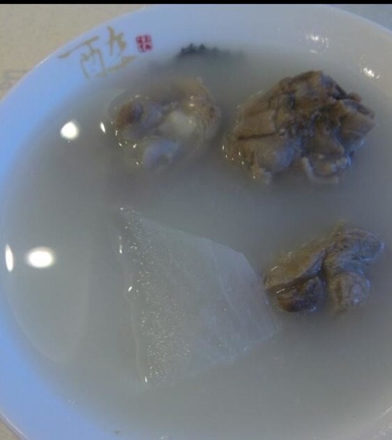 酸汤鸭煲