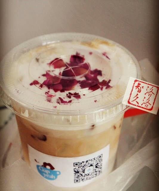 冰玫瑰拿铁