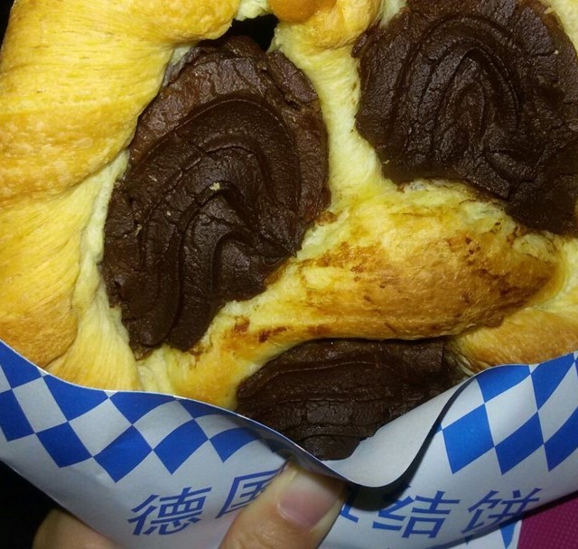 巧克力纽结