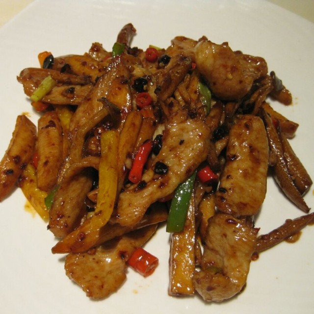 什菌炒猪颈肉