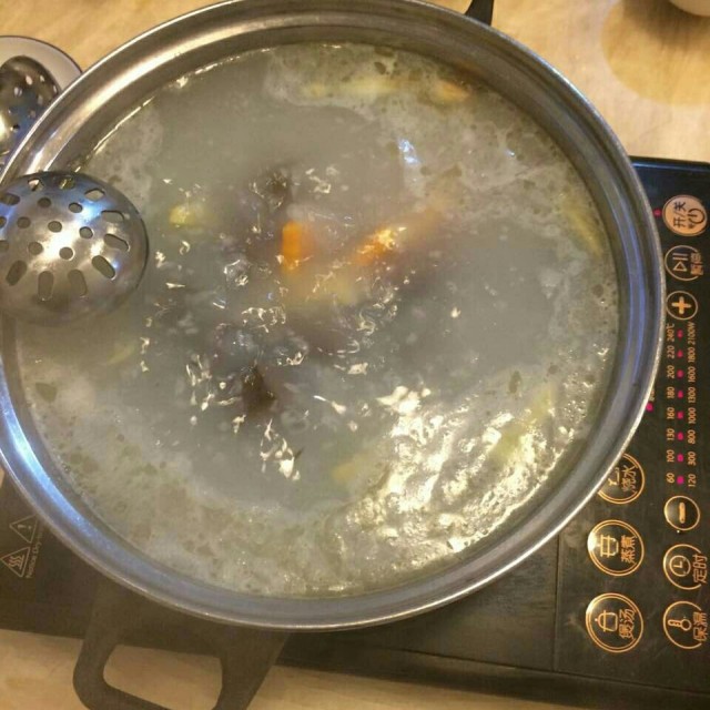 锅底