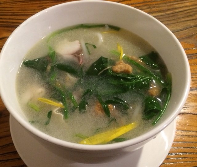 菌汤米线