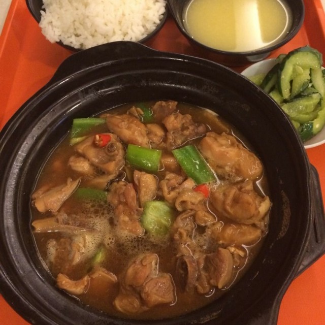 黄焖鸡米饭