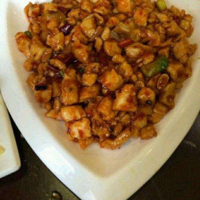 宫爆鸡丁
