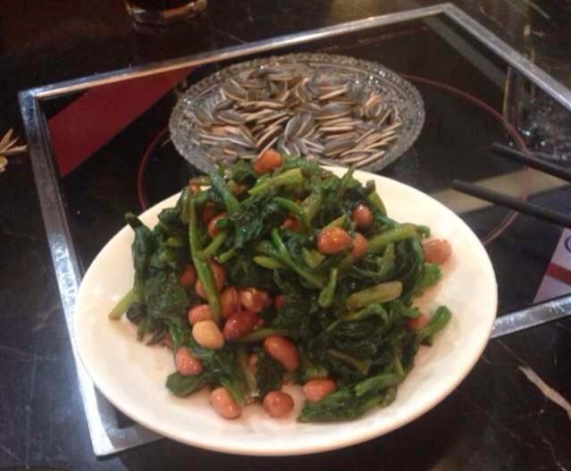 果仁菠菜
