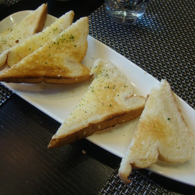 餐前面包