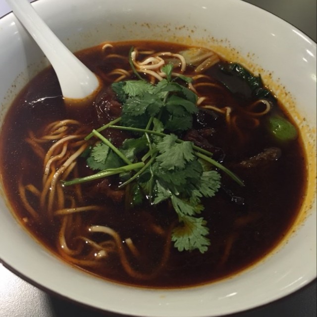 麻辣牛腩面