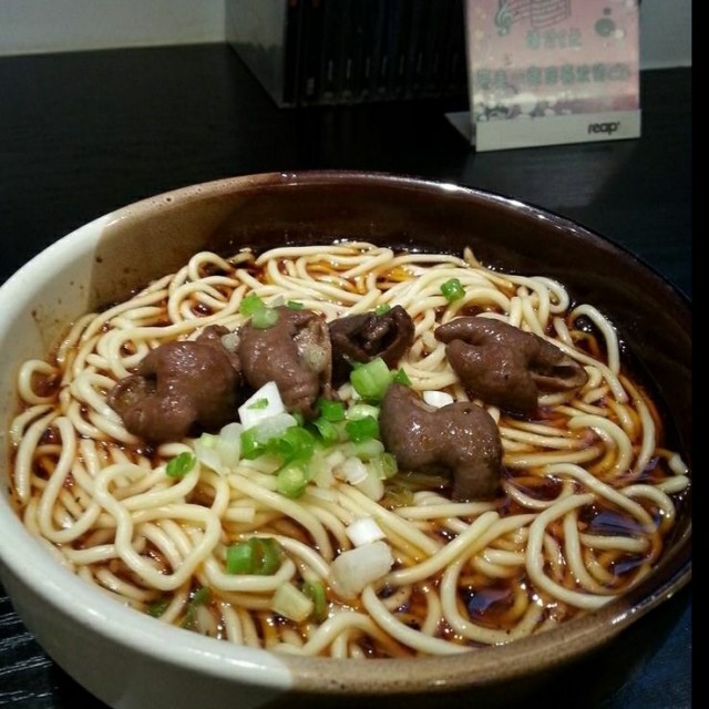 肥肠面