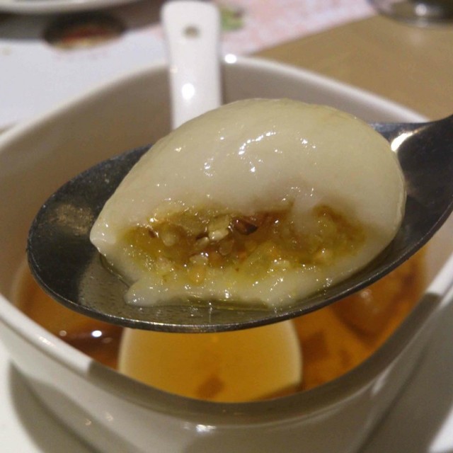 手搓黄金汤圆