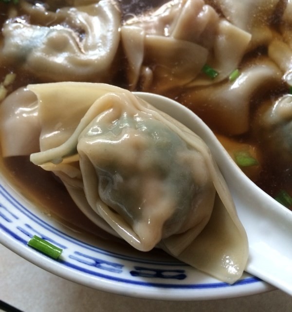 荠菜馄饨
