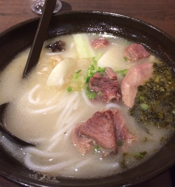 香菇炖鸡米线