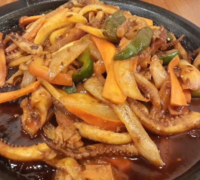 酱烧鱿鱼须