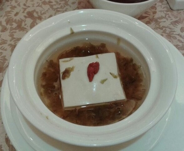 石斛花炖豆腐