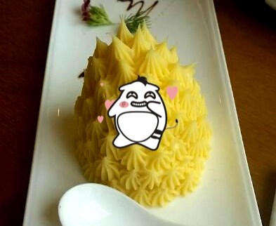 菠萝色拉
