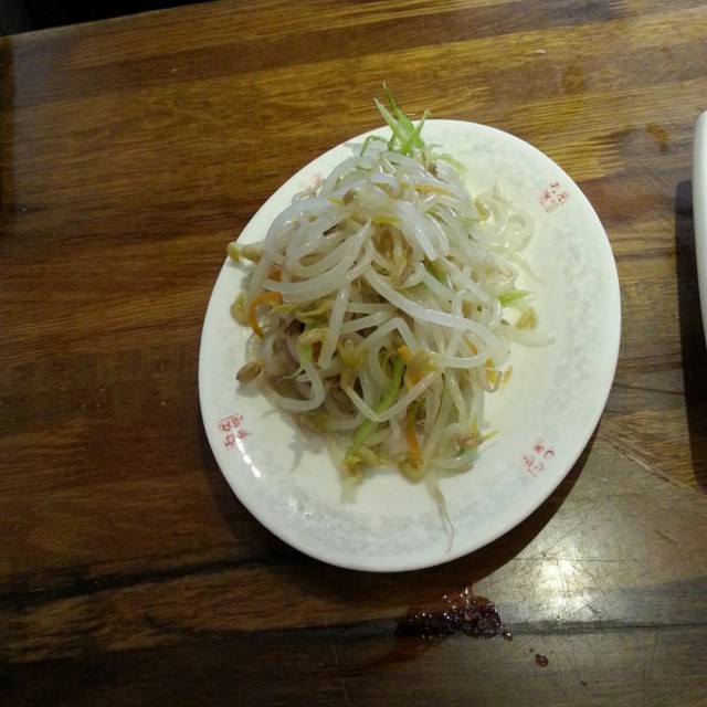拌豆芽