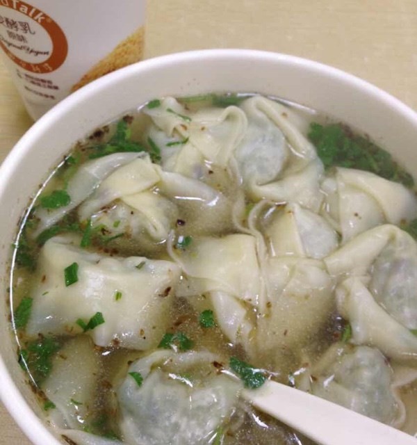 菜肉大馄饨
