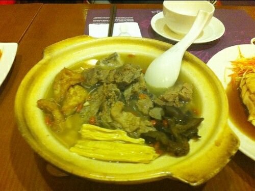 肉骨茶
