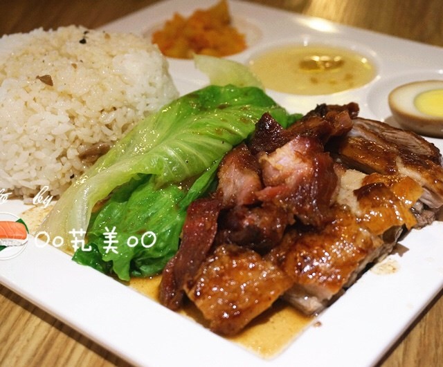 腊味双拼饭