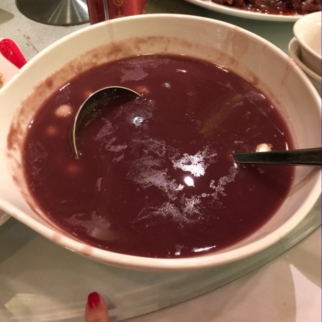 香滑红豆沙汤圆