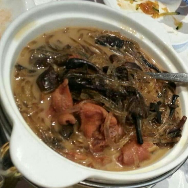 小鸡炖蘑菇