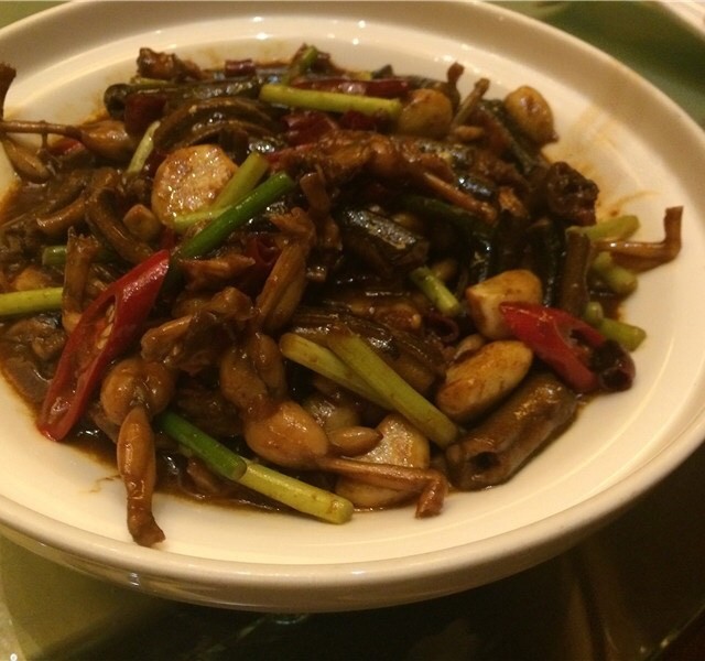 黄鳝田鸡煲