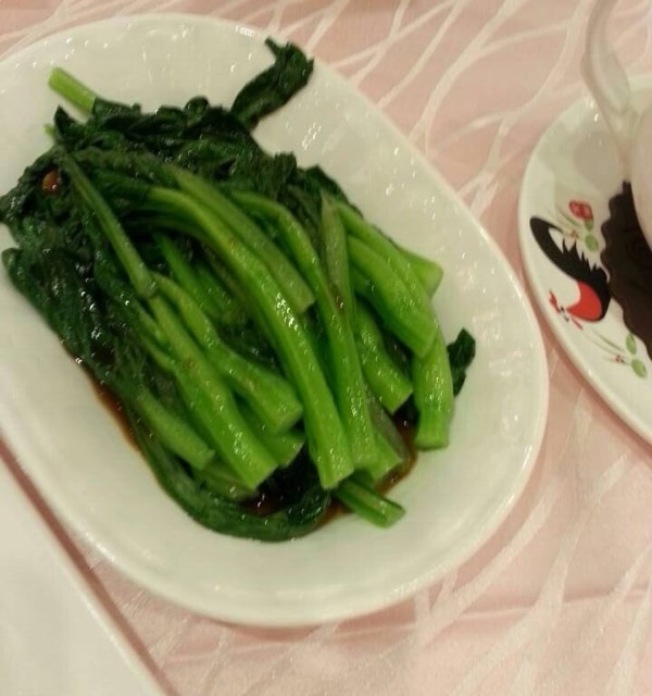白灼菜心
