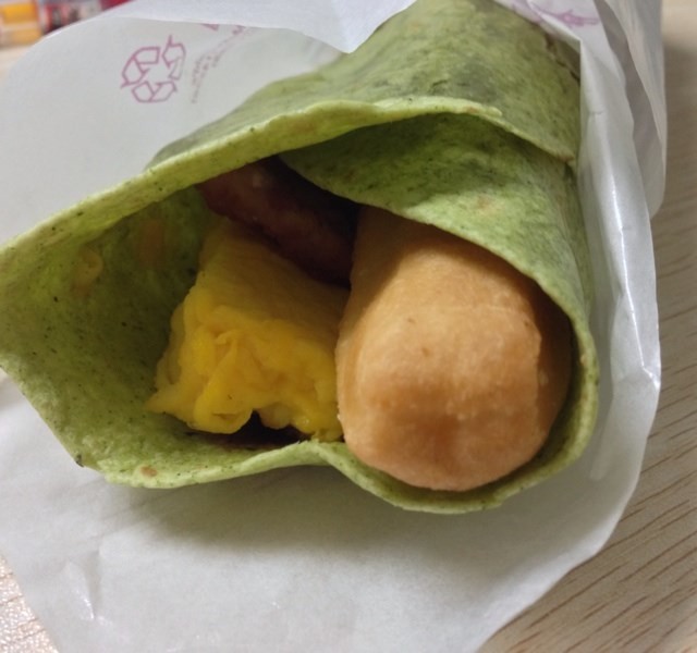 培根油条蛋卷