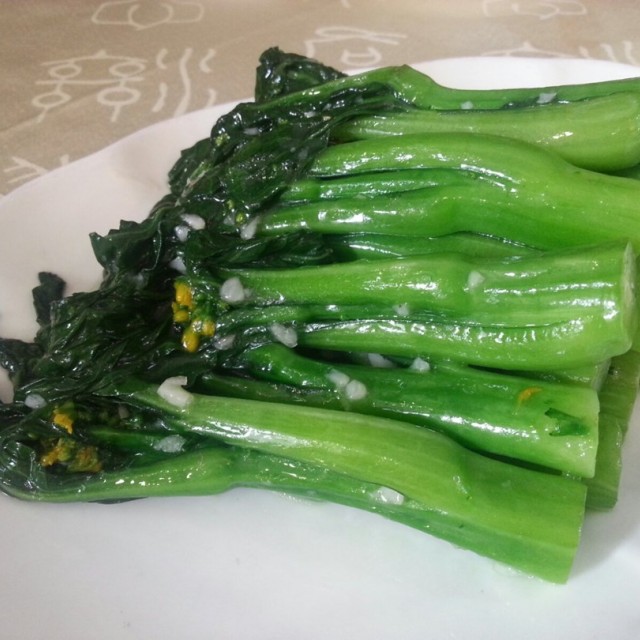 蒜蓉炒菜心