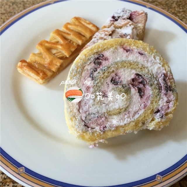 蓝莓蛋糕卷