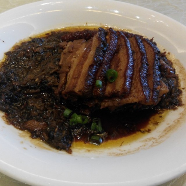 盐干菜蒸扣肉