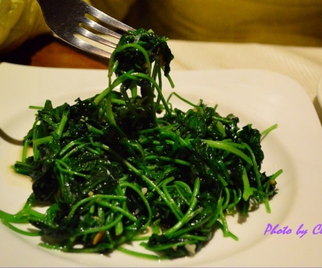 清炒豆苗