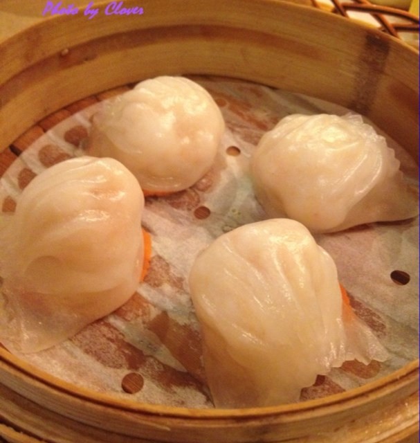 晶莹鲜虾饺