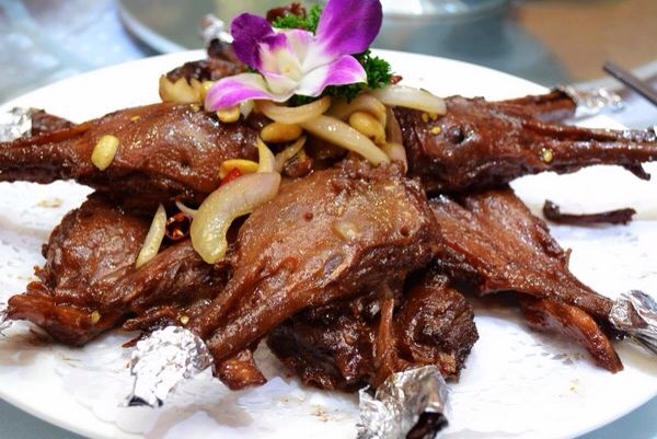 麻辣鸭头