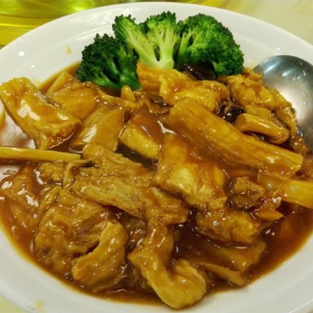 竹笙扒菜胆